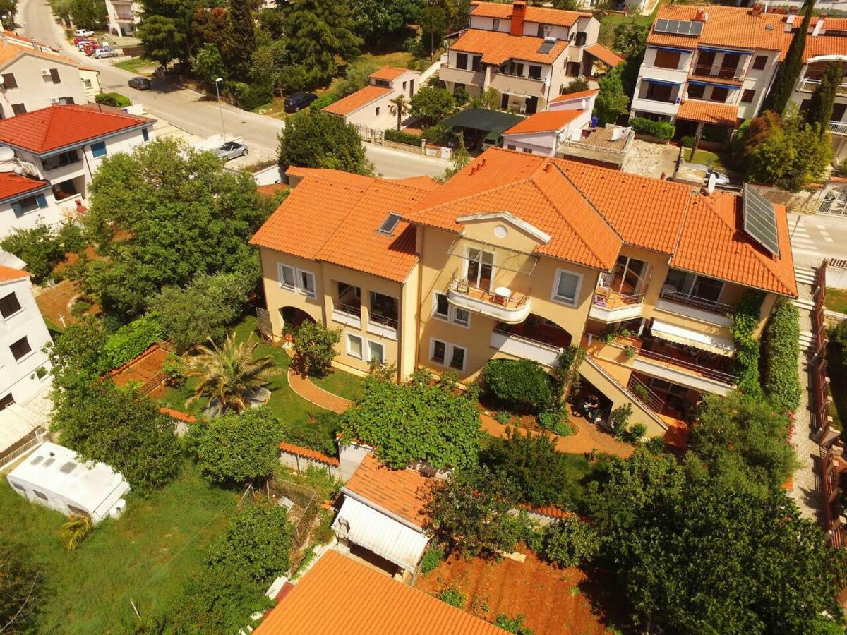 PUY Villa Alexandra מראה חיצוני תמונה